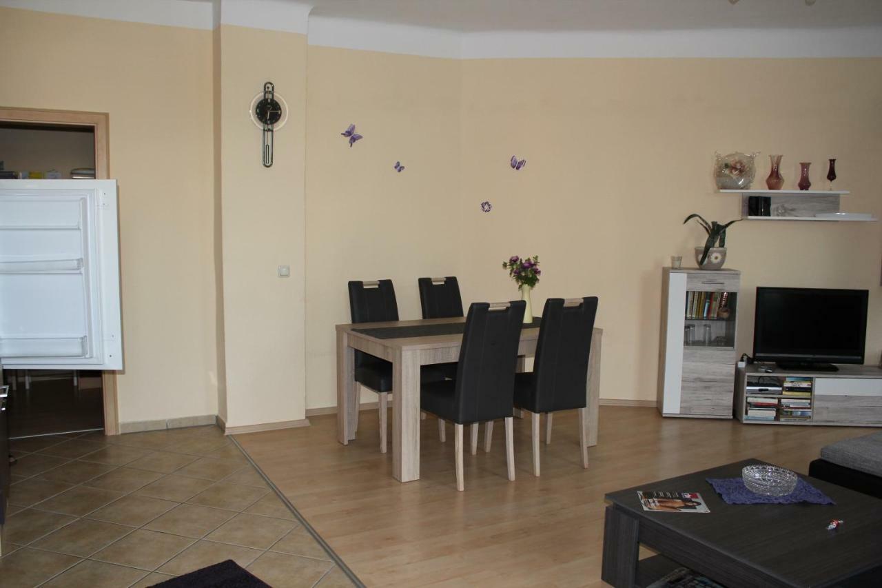 Ferienwohnung Am Schunckpark Dresda Esterno foto
